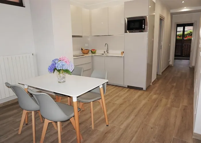 Apartahotel La Playina Llanes